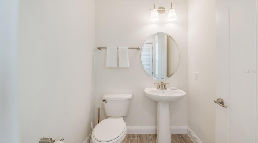 KISSIMMEE, Florida 34747, 2 Bedrooms Bedrooms, ,2 BathroomsBathrooms,Residential,For Sale,SEA PLANE,0,MFRS5112270