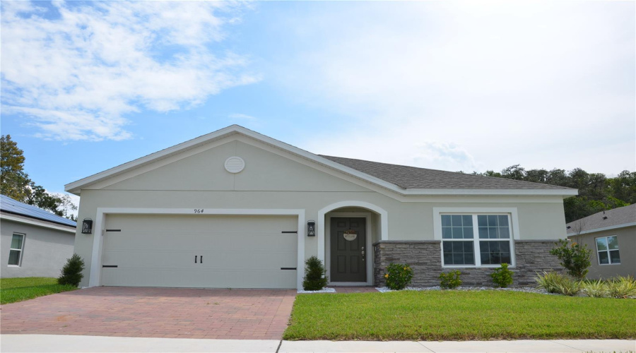 DAVENPORT, Florida 33837, 4 Bedrooms Bedrooms, ,2 BathroomsBathrooms,Residential,For Sale,AVENAL,0,MFRO6148834