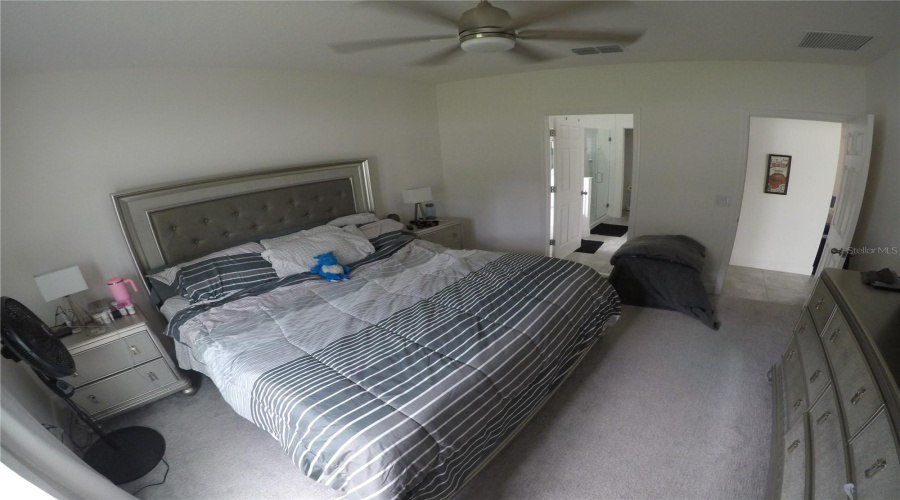 DAVENPORT, Florida 33837, 4 Bedrooms Bedrooms, ,2 BathroomsBathrooms,Residential,For Sale,AVENAL,0,MFRO6148834