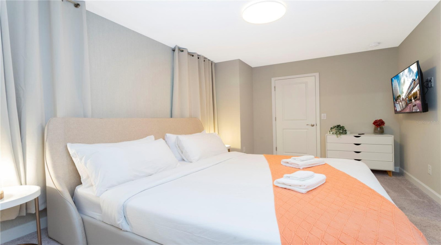 KISSIMMEE, Florida 34747, 5 Bedrooms Bedrooms, ,4 BathroomsBathrooms,Residential,For Sale,FORMOSA VALLEY,0,MFRO6242995