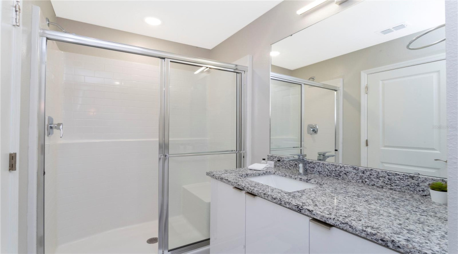 KISSIMMEE, Florida 34747, 5 Bedrooms Bedrooms, ,4 BathroomsBathrooms,Residential,For Sale,FORMOSA VALLEY,0,MFRO6242995