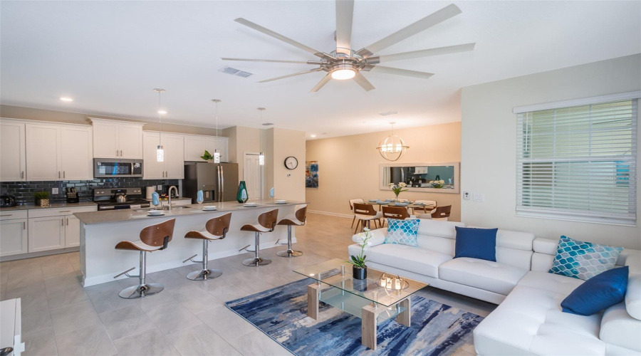 KISSIMMEE, Florida 34746, 4 Bedrooms Bedrooms, ,3 BathroomsBathrooms,Residential,For Sale,MEMORIES,0,MFRO6243262