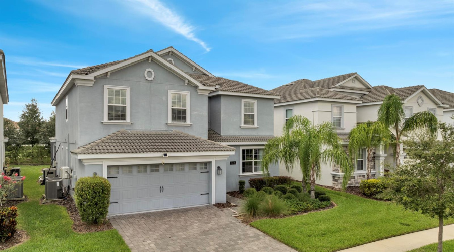 DAVENPORT, Florida 33896, 6 Bedrooms Bedrooms, ,6 BathroomsBathrooms,Residential,For Sale,MAIDSTONE,0,MFRS5112700