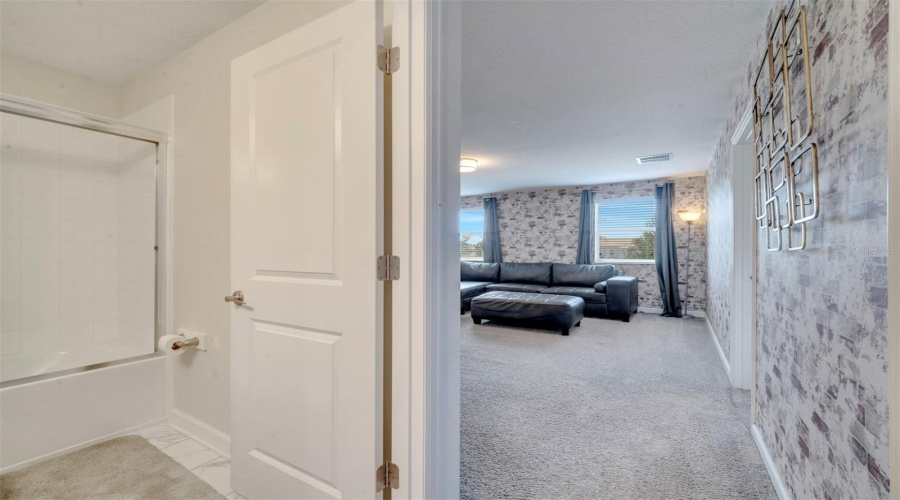 DAVENPORT, Florida 33896, 6 Bedrooms Bedrooms, ,6 BathroomsBathrooms,Residential,For Sale,MAIDSTONE,0,MFRS5112700