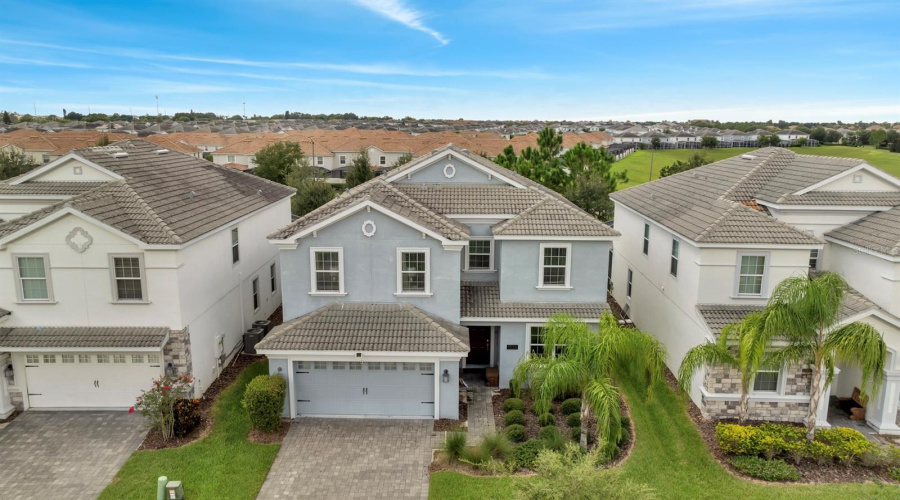 DAVENPORT, Florida 33896, 6 Bedrooms Bedrooms, ,6 BathroomsBathrooms,Residential,For Sale,MAIDSTONE,0,MFRS5112700