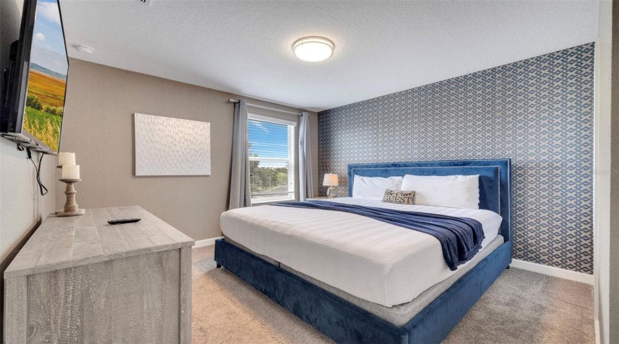 DAVENPORT, Florida 33896, 6 Bedrooms Bedrooms, ,6 BathroomsBathrooms,Residential,For Sale,MAIDSTONE,0,MFRS5112700