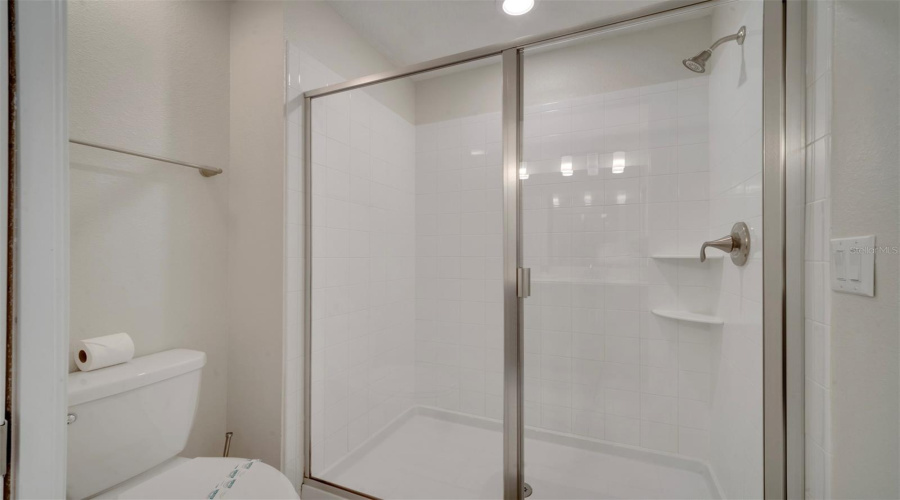 DAVENPORT, Florida 33896, 6 Bedrooms Bedrooms, ,6 BathroomsBathrooms,Residential,For Sale,MAIDSTONE,0,MFRS5112700