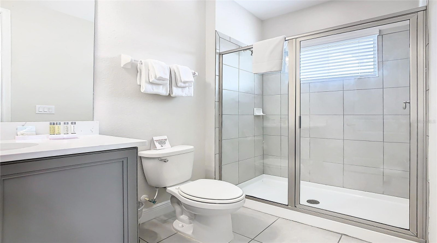 KISSIMMEE, Florida 34747, 6 Bedrooms Bedrooms, ,5 BathroomsBathrooms,Residential,For Sale,GRABEN,0,MFRO6243726