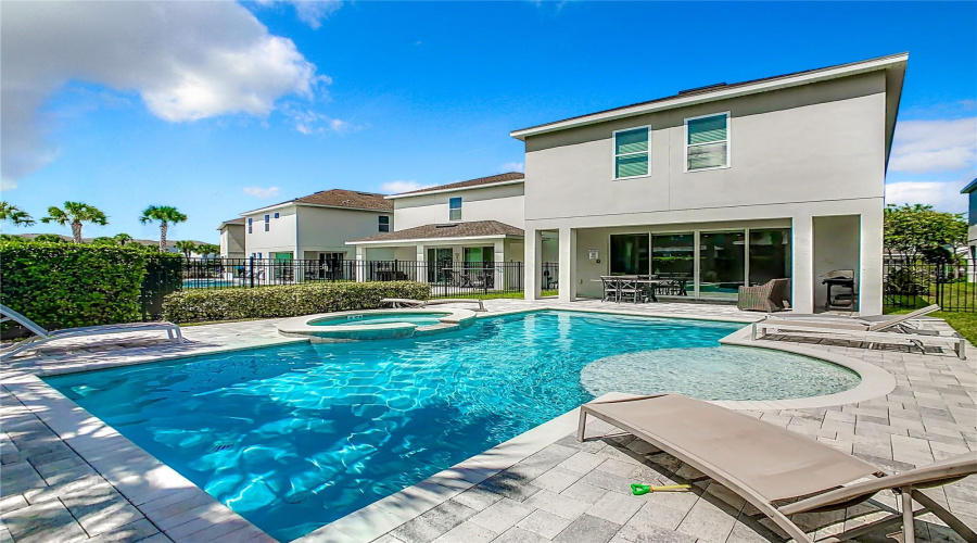KISSIMMEE, Florida 34747, 6 Bedrooms Bedrooms, ,5 BathroomsBathrooms,Residential,For Sale,GRABEN,0,MFRO6243726