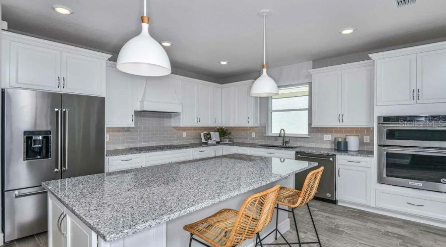 : Model Home Design Only. Pictures And Furnishings Are For Illustrative Purposes Only. Elevations, Colors And Options May Vary. Furniture Is For Model Home Staging Only.