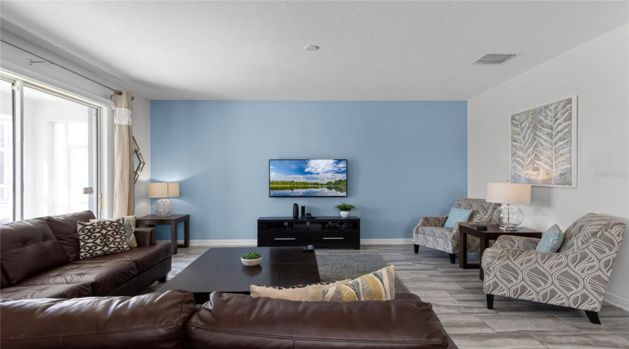 DAVENPORT, Florida 33896, 6 Bedrooms Bedrooms, ,5 BathroomsBathrooms,Residential,For Sale,MOON VALLEY,0,MFRO6242798