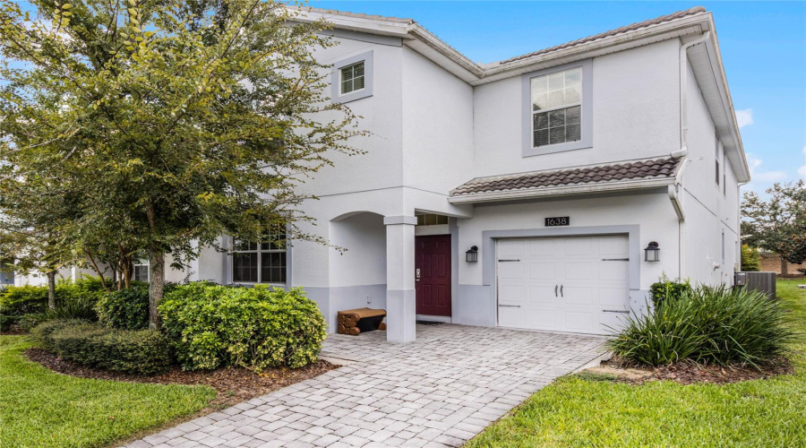 DAVENPORT, Florida 33896, 6 Bedrooms Bedrooms, ,5 BathroomsBathrooms,Residential,For Sale,MOON VALLEY,0,MFRO6242798