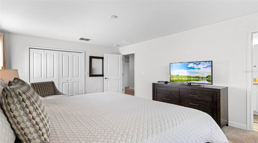 DAVENPORT, Florida 33896, 6 Bedrooms Bedrooms, ,5 BathroomsBathrooms,Residential,For Sale,MOON VALLEY,0,MFRO6242798