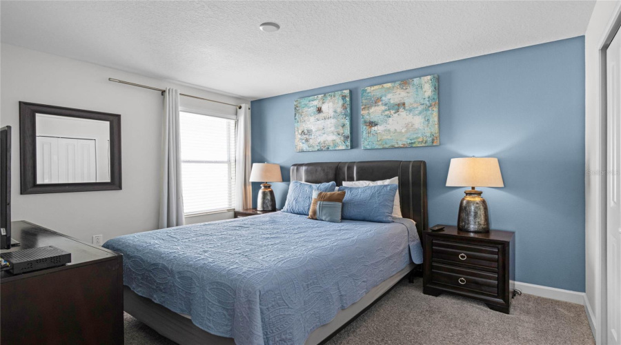 DAVENPORT, Florida 33896, 6 Bedrooms Bedrooms, ,5 BathroomsBathrooms,Residential,For Sale,MOON VALLEY,0,MFRO6242798
