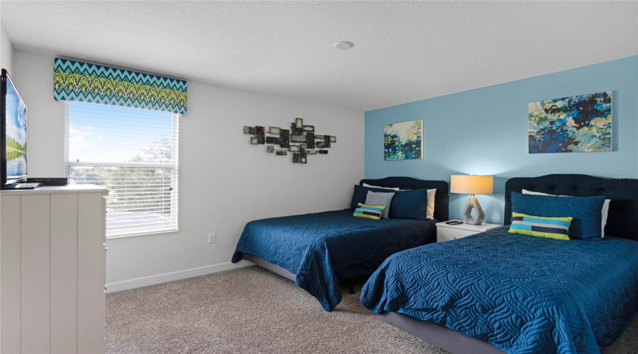 DAVENPORT, Florida 33896, 6 Bedrooms Bedrooms, ,5 BathroomsBathrooms,Residential,For Sale,MOON VALLEY,0,MFRO6242798