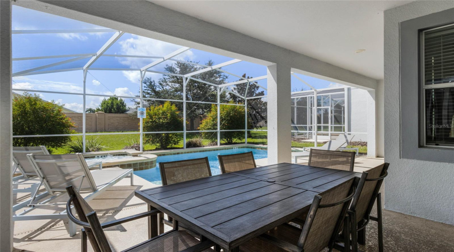 DAVENPORT, Florida 33896, 6 Bedrooms Bedrooms, ,5 BathroomsBathrooms,Residential,For Sale,MOON VALLEY,0,MFRO6242798