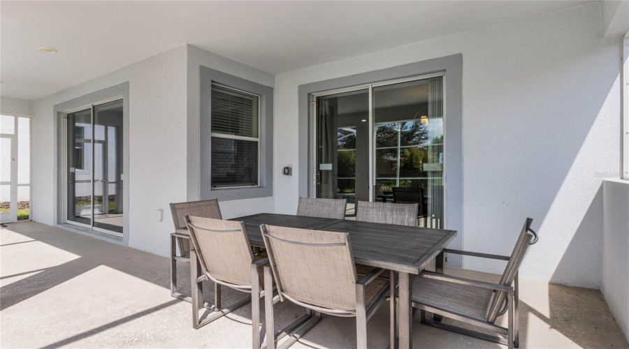 DAVENPORT, Florida 33896, 6 Bedrooms Bedrooms, ,5 BathroomsBathrooms,Residential,For Sale,MOON VALLEY,0,MFRO6242798