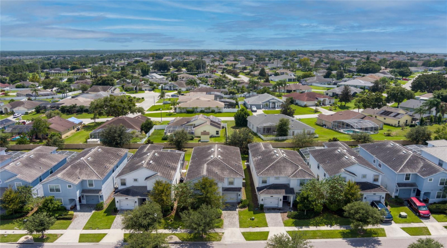 DAVENPORT, Florida 33896, 6 Bedrooms Bedrooms, ,5 BathroomsBathrooms,Residential,For Sale,MOON VALLEY,0,MFRO6242798
