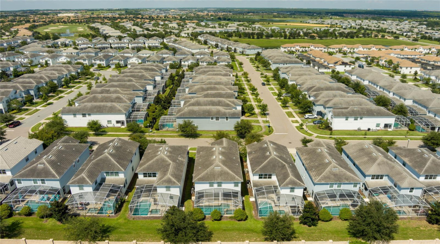 DAVENPORT, Florida 33896, 6 Bedrooms Bedrooms, ,5 BathroomsBathrooms,Residential,For Sale,MOON VALLEY,0,MFRO6242798
