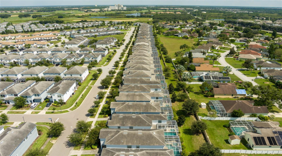 DAVENPORT, Florida 33896, 6 Bedrooms Bedrooms, ,5 BathroomsBathrooms,Residential,For Sale,MOON VALLEY,0,MFRO6242798