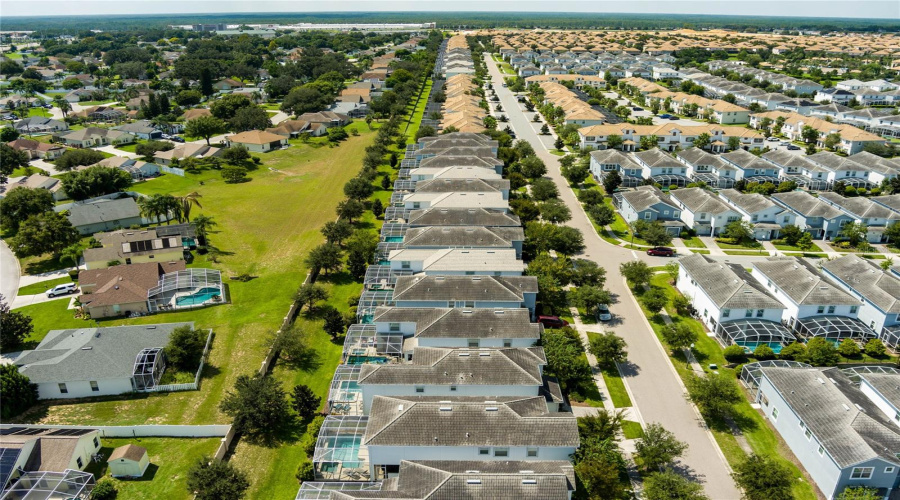 DAVENPORT, Florida 33896, 6 Bedrooms Bedrooms, ,5 BathroomsBathrooms,Residential,For Sale,MOON VALLEY,0,MFRO6242798