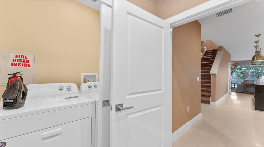 KISSIMMEE, Florida 34747, 4 Bedrooms Bedrooms, ,4 BathroomsBathrooms,Residential,For Sale,BRASILIA,0,MFRO6244440