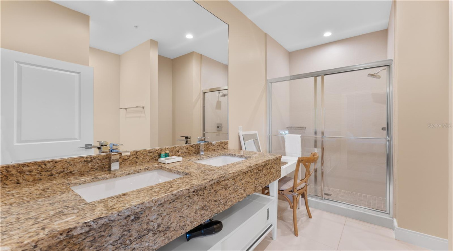 KISSIMMEE, Florida 34747, 4 Bedrooms Bedrooms, ,4 BathroomsBathrooms,Residential,For Sale,BRASILIA,0,MFRO6244440
