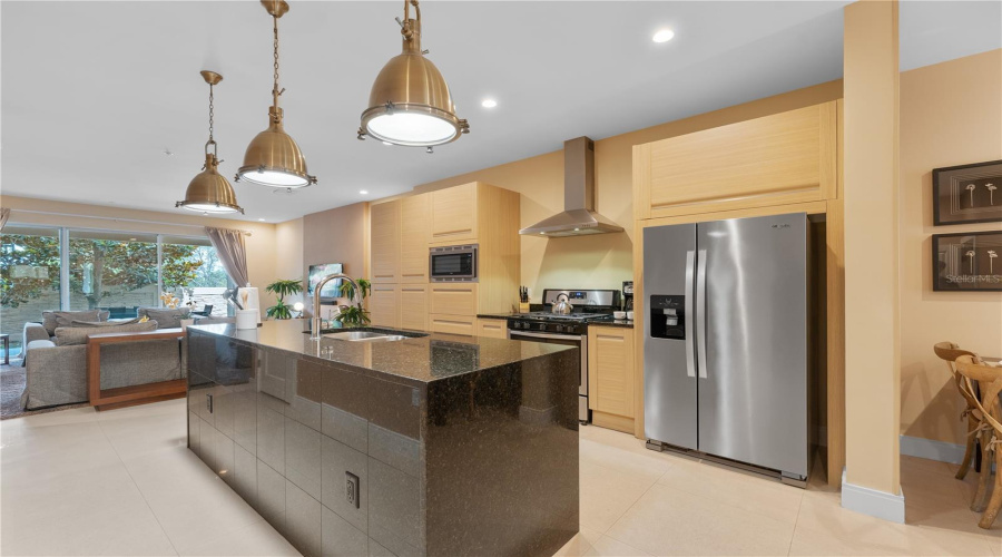 KISSIMMEE, Florida 34747, 4 Bedrooms Bedrooms, ,4 BathroomsBathrooms,Residential,For Sale,BRASILIA,0,MFRO6244440