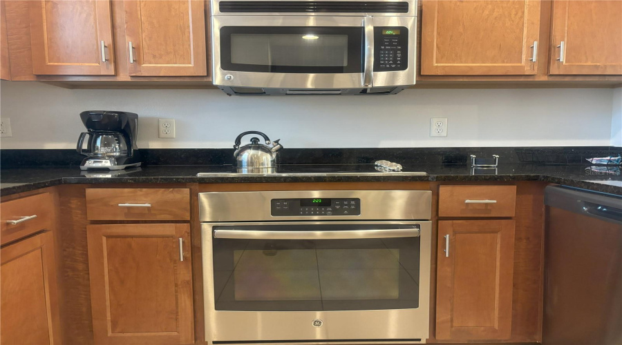 Kissimmee, Florida 34746, 2 Bedrooms Bedrooms, ,2 Bathroomsbathrooms,Residential,For Sale,Olga,Mfrs5112436