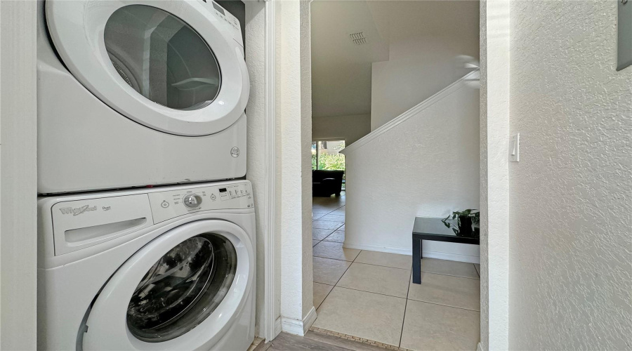DAVENPORT, Florida 33897, 4 Bedrooms Bedrooms, ,3 BathroomsBathrooms,Residential,For Sale,VERONA,MFRO6244553