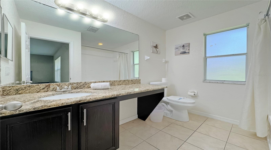 DAVENPORT, Florida 33897, 4 Bedrooms Bedrooms, ,3 BathroomsBathrooms,Residential,For Sale,VERONA,MFRO6244553