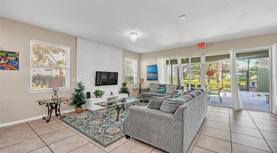 DAVENPORT, Florida 33837, 5 Bedrooms Bedrooms, ,5 BathroomsBathrooms,Residential,For Sale,TERRASONESTA,0,MFRO6244690