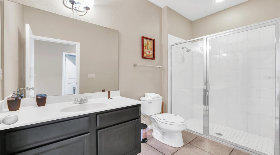 DAVENPORT, Florida 33837, 5 Bedrooms Bedrooms, ,5 BathroomsBathrooms,Residential,For Sale,TERRASONESTA,0,MFRO6244690