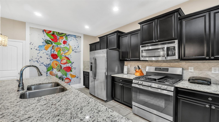 DAVENPORT, Florida 33837, 5 Bedrooms Bedrooms, ,5 BathroomsBathrooms,Residential,For Sale,TERRASONESTA,0,MFRO6244690