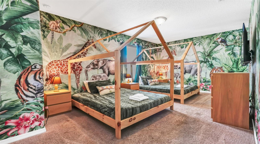 DAVENPORT, Florida 33837, 5 Bedrooms Bedrooms, ,5 BathroomsBathrooms,Residential,For Sale,TERRASONESTA,0,MFRO6244690