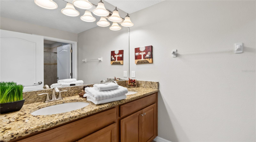KISSIMMEE, Florida 34746, 4 Bedrooms Bedrooms, ,3 BathroomsBathrooms,Residential,For Sale,CLOCK TOWER,0,MFRS5112834