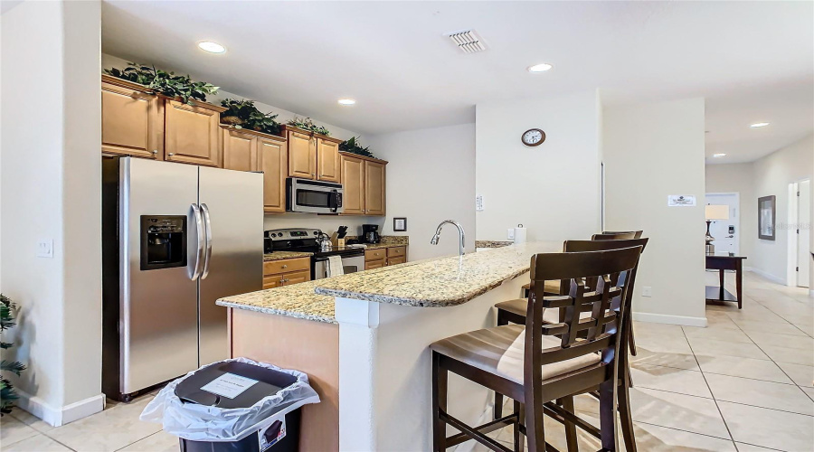 KISSIMMEE, Florida 34747, 5 Bedrooms Bedrooms, ,4 BathroomsBathrooms,Residential,For Sale,CALIFORNIA PALM,0,MFRO6244304