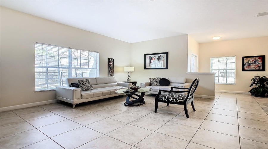 KISSIMMEE, Florida 34747, 5 Bedrooms Bedrooms, ,4 BathroomsBathrooms,Residential,For Sale,CALIFORNIA PALM,0,MFRO6244304