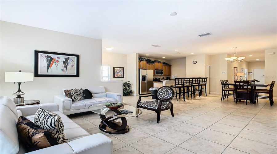 KISSIMMEE, Florida 34747, 5 Bedrooms Bedrooms, ,4 BathroomsBathrooms,Residential,For Sale,CALIFORNIA PALM,0,MFRO6244304