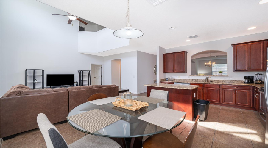 DAVENPORT, Florida 33837, 6 Bedrooms Bedrooms, ,4 BathroomsBathrooms,Residential,For Sale,ORANGE COSMOS,0,MFRO6171856