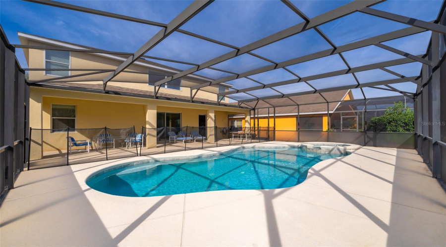 DAVENPORT, Florida 33837, 6 Bedrooms Bedrooms, ,4 BathroomsBathrooms,Residential,For Sale,ORANGE COSMOS,0,MFRO6171856