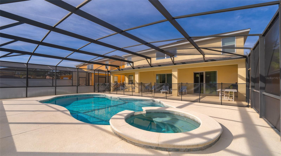 DAVENPORT, Florida 33837, 6 Bedrooms Bedrooms, ,4 BathroomsBathrooms,Residential,For Sale,ORANGE COSMOS,0,MFRO6171856