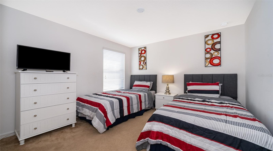 DAVENPORT, Florida 33837, 6 Bedrooms Bedrooms, ,4 BathroomsBathrooms,Residential,For Sale,ORANGE COSMOS,0,MFRO6171856