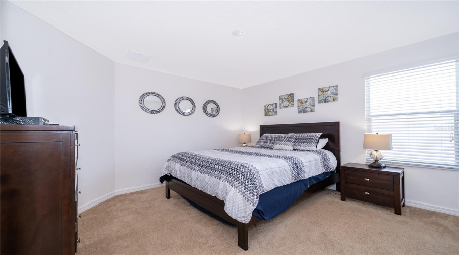 DAVENPORT, Florida 33837, 6 Bedrooms Bedrooms, ,4 BathroomsBathrooms,Residential,For Sale,ORANGE COSMOS,0,MFRO6171856