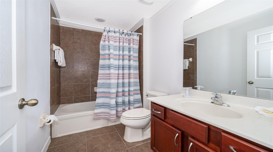 DAVENPORT, Florida 33837, 6 Bedrooms Bedrooms, ,4 BathroomsBathrooms,Residential,For Sale,ORANGE COSMOS,0,MFRO6171856