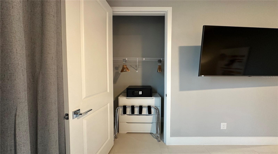 KISSIMMEE, Florida 34747, 4 Bedrooms Bedrooms, ,3 BathroomsBathrooms,Residential,For Sale,SANDY RIDGE DR,0,MFRO6244142