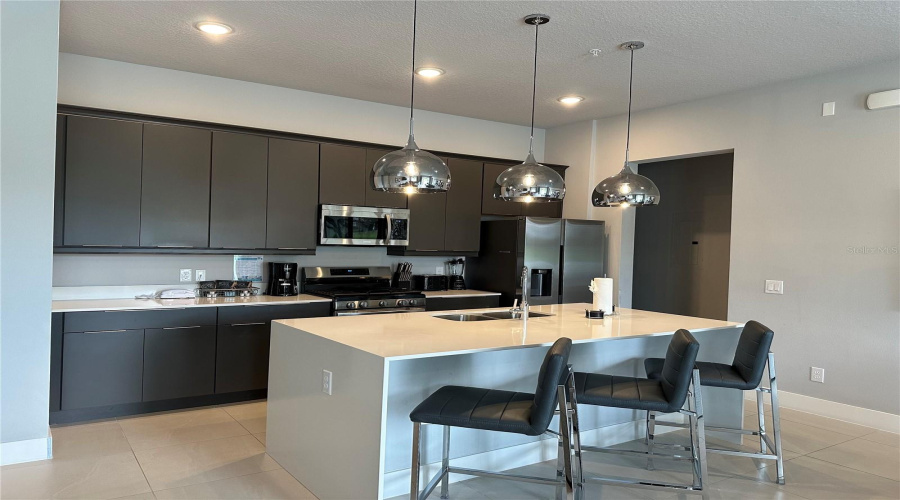 KISSIMMEE, Florida 34747, 4 Bedrooms Bedrooms, ,3 BathroomsBathrooms,Residential,For Sale,SANDY RIDGE DR,0,MFRO6244142