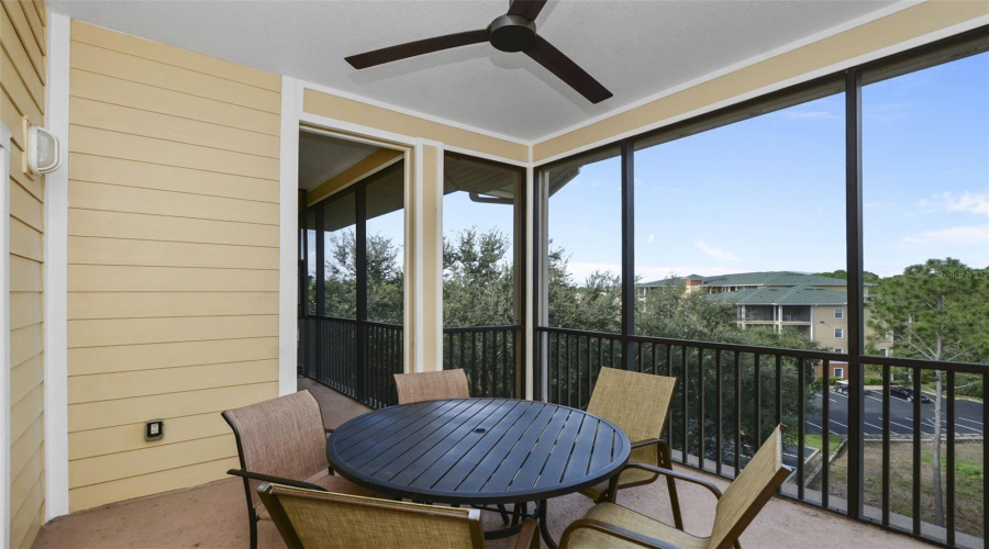 KISSIMMEE, Florida 34747, 3 Bedrooms Bedrooms, ,2 BathroomsBathrooms,Residential,For Sale,PIRATES RETREAT,MFRTB8306861