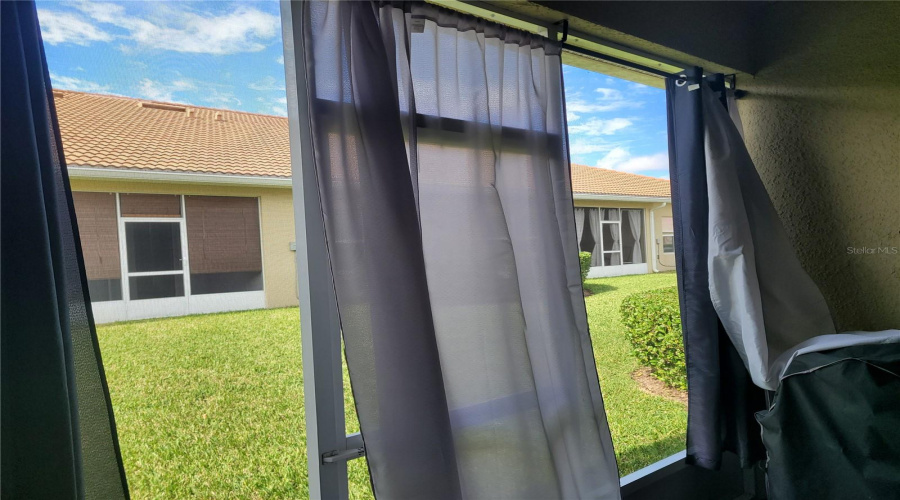 DAVENPORT, Florida 33896, 2 Bedrooms Bedrooms, ,2 BathroomsBathrooms,Residential,For Sale,QUAKER RIDGE,0,MFRO6177622