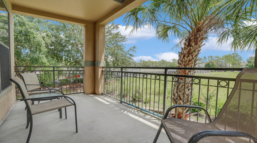 DAVENPORT, Florida 33897, 3 Bedrooms Bedrooms, ,3 BathroomsBathrooms,Residential,For Sale,CHARO,MFRO6248155